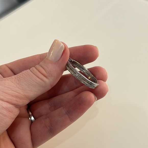 Diamond sterling silver hoop earrings - Picture 4 of 5